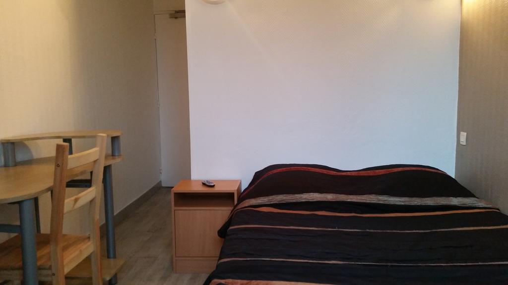 Hotel D'Alsace Villeurbanne Pokoj fotografie
