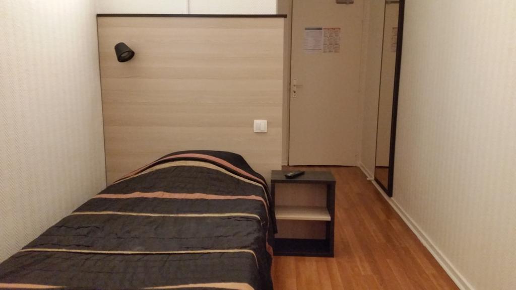 Hotel D'Alsace Villeurbanne Pokoj fotografie